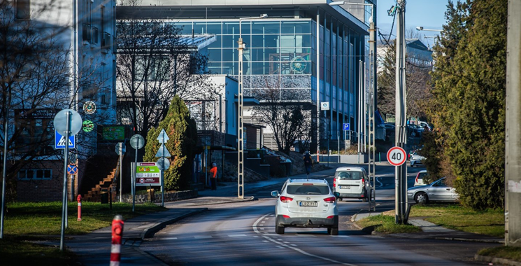 Figyelem! Október első hétvégéjén vízilabdatornák és szaunás rendezvények lesznek az uszodában.