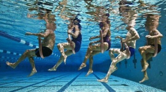 Újraindul a V8-ban az aquafitness szolgáltatás